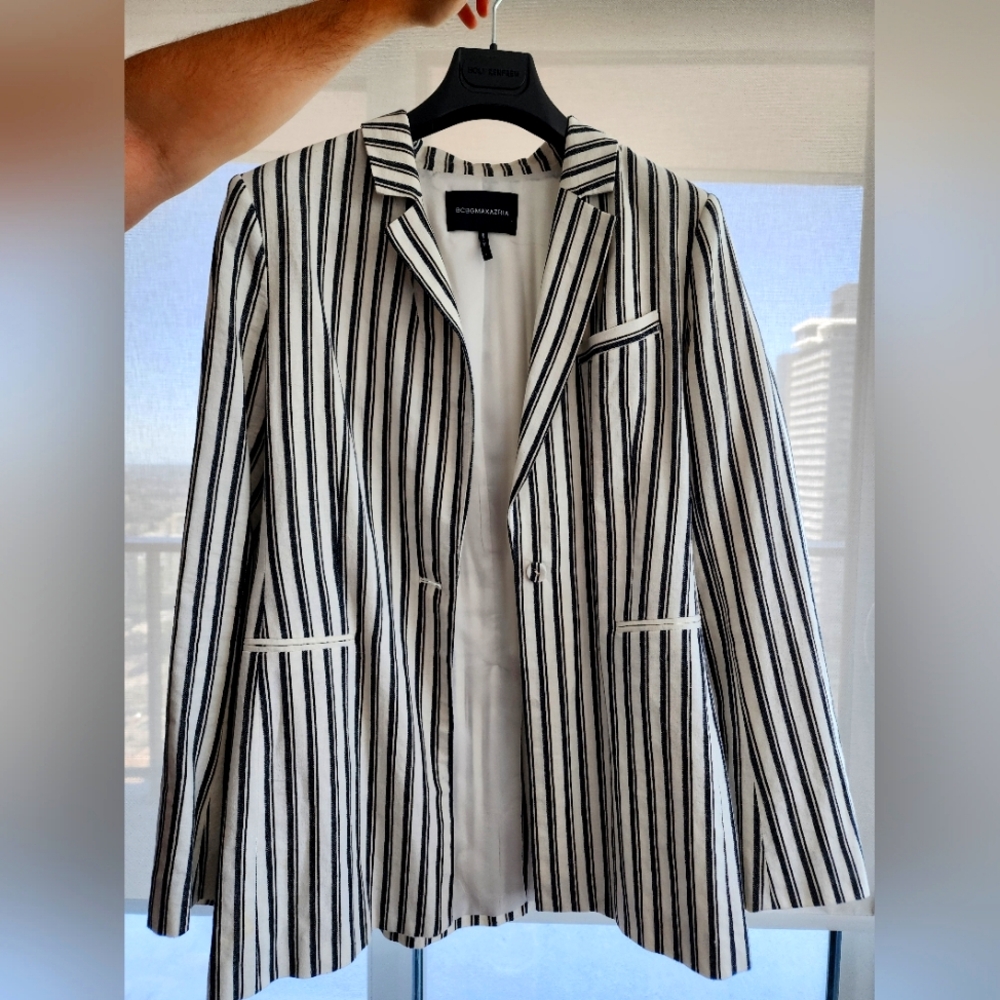 BCBG stripped blazer